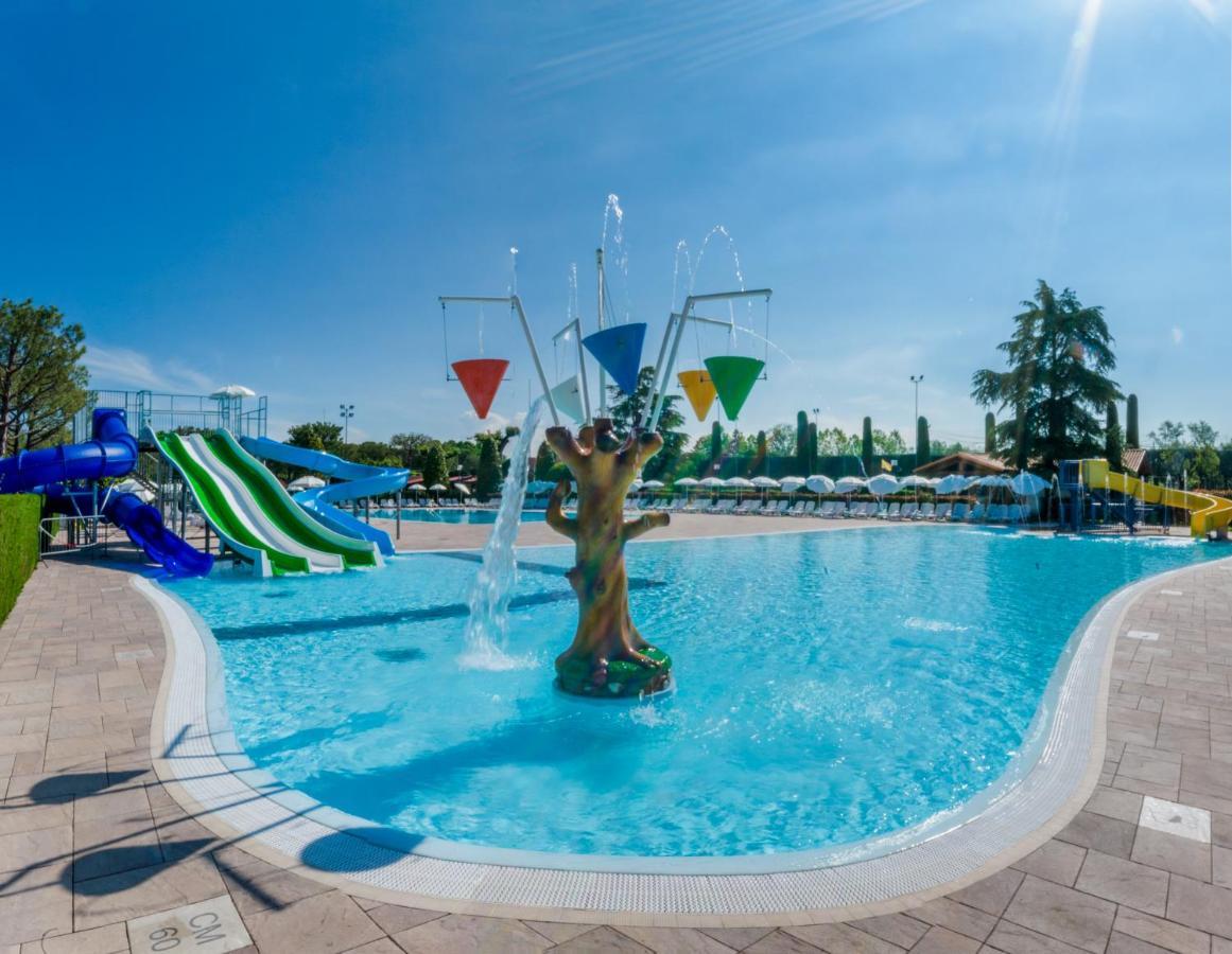 Del Garda Village And Camping Peschiera del Garda Dış mekan fotoğraf